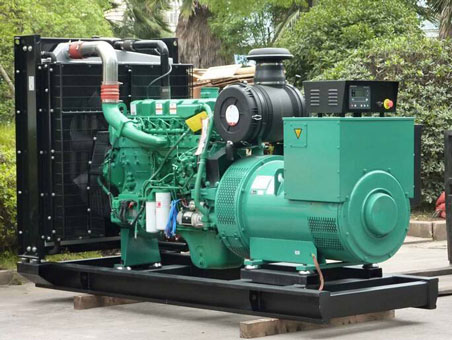 城西710kw康明斯柴油发电机组